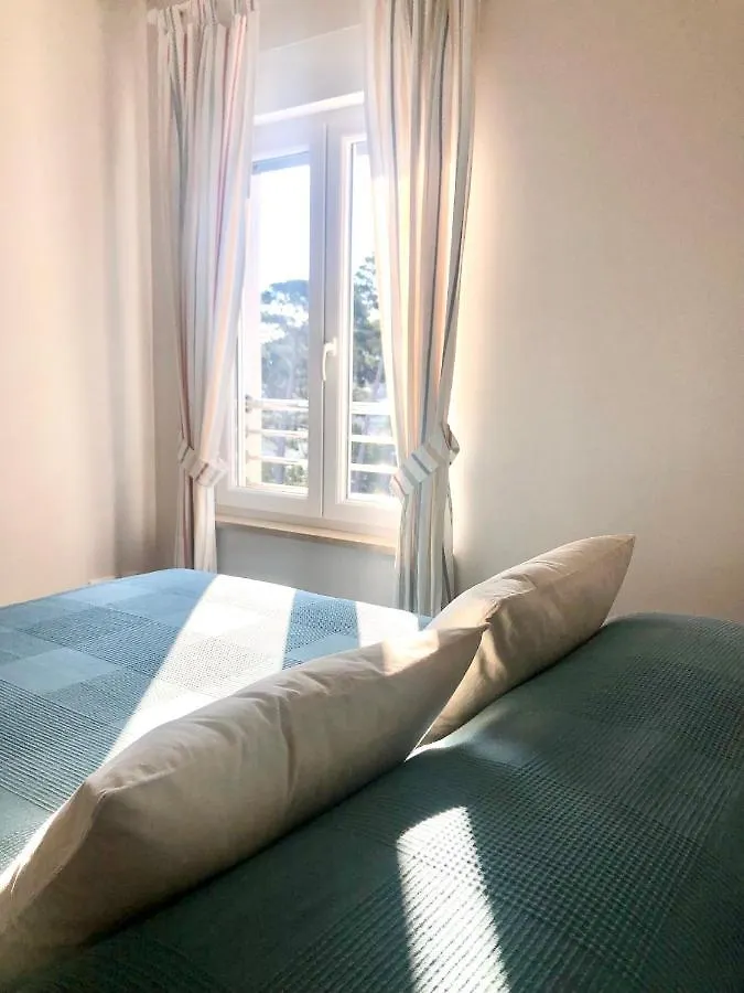Beautiful View Apartment With Garage Space Mali Losinj