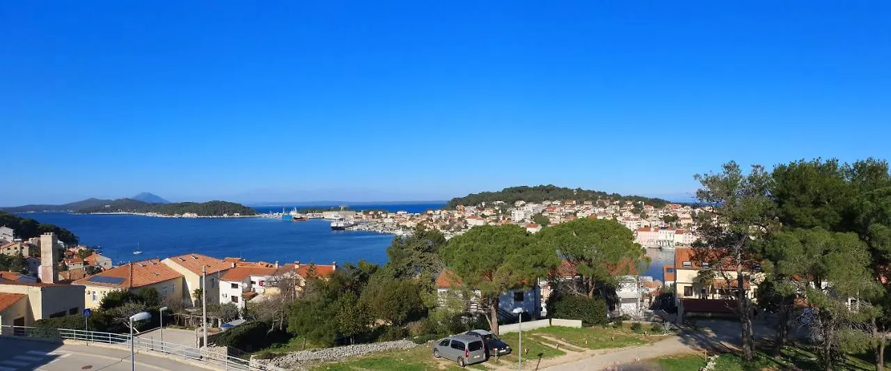 Beautiful View Apartment With Garage Space Mali Losinj