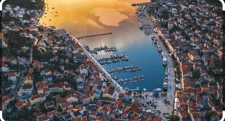 Beautiful View Apartment With Garage Space Mali Losinj
