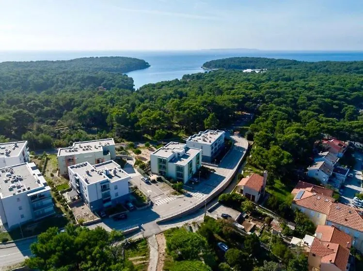 Beautiful View Apartment With Garage Space Mali Losinj
